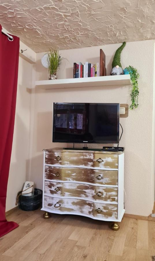 Ferienwohnung Im Garten Eden Грюнберг Экстерьер фото